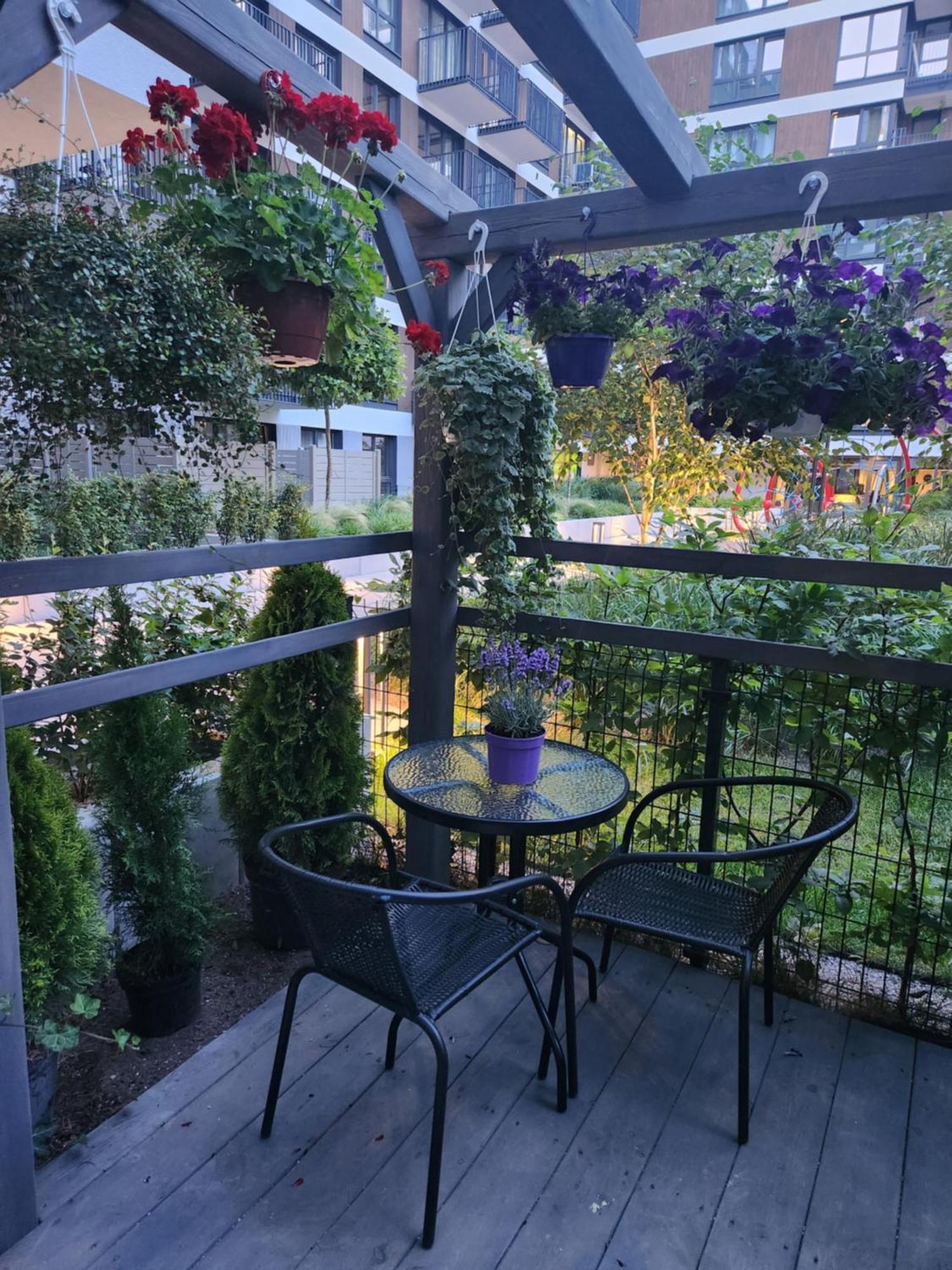 Apartment House: With Jacuzzi, Prosecco & Wellness Facilities Warsaw