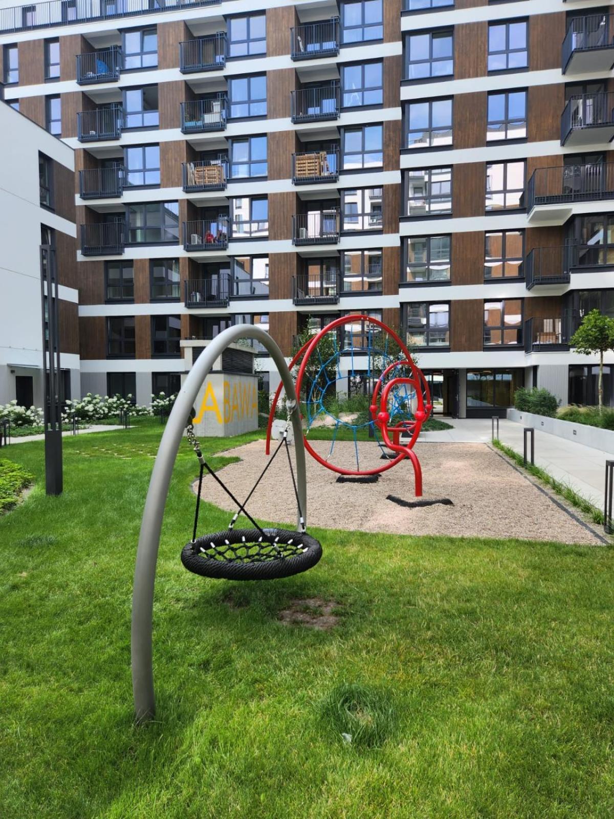 House - In With Private Jacuzzi, Full Access To Sauna, Gym And Billards - Studia Z Prywatnym Jacuzzi Oraz Dostepem Do Sauny, Silowni I Bilarda * Varsovia