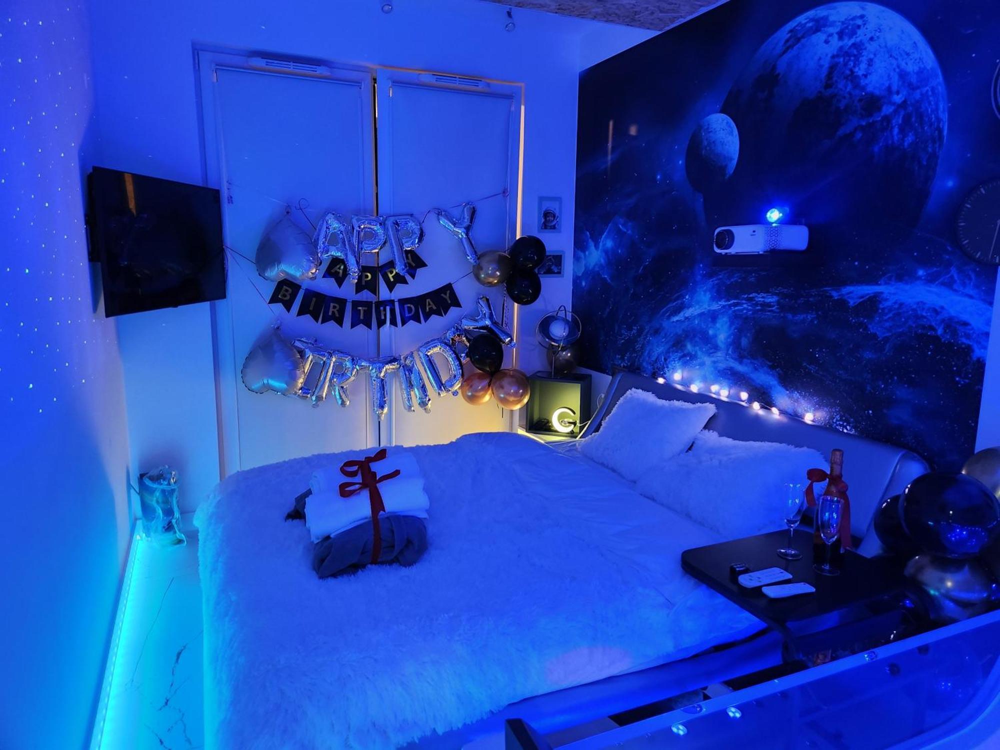 House - In With Private Jacuzzi, Full Access To Sauna, Gym And Billards - Studia Z Prywatnym Jacuzzi Oraz Dostepem Do Sauny, Silowni I Bilarda Warszawa