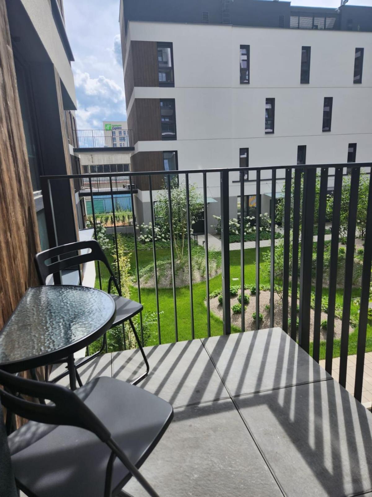Apartament House - In With Private Jacuzzi, Full Access To Sauna, Gym And Billards - Studia Z Prywatnym Jacuzzi Oraz Dostepem Do Sauny, Silowni I Bilarda *